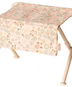 Maileg Nursery Table