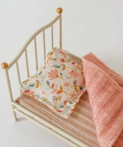 Maileg Vintage Bed For Mice - Off White