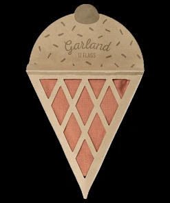 Maileg Small Garland 11 Flags