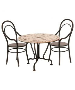 Maileg Juego De Mesa De Comedor Miniatura Con Dos Sillas