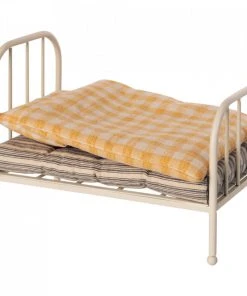 Maileg Vintage Bed Teddy Junior