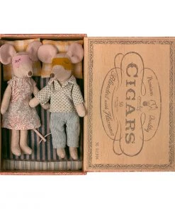 Maileg Mom and Dad Mice in a Box Toy