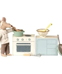 Maileg Cooking Set in Matchbox